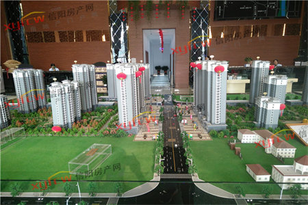 紧邻高级中学圣岳美地精装修纯南北通透证满两年